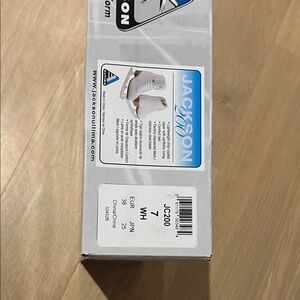 JACKSON White and Blue Figure Skate Box Label